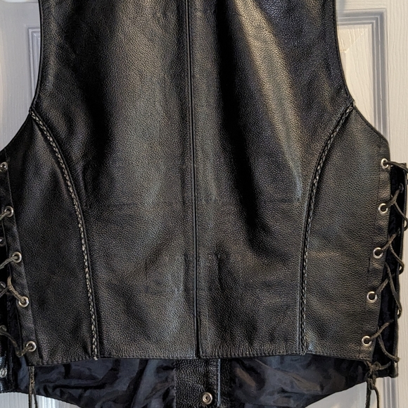 Blk Leather Biker Vest (L) - Picture 3 of 7